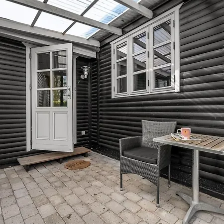 Asa - 500m From The Sea By Interhome *